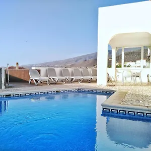 Villa Beautiful - 4 Bedrooms, Heated Pool, Fibre Net, 2 Priv Car Park Places, Tv Channels, Costa Adeje (Tenerife)
